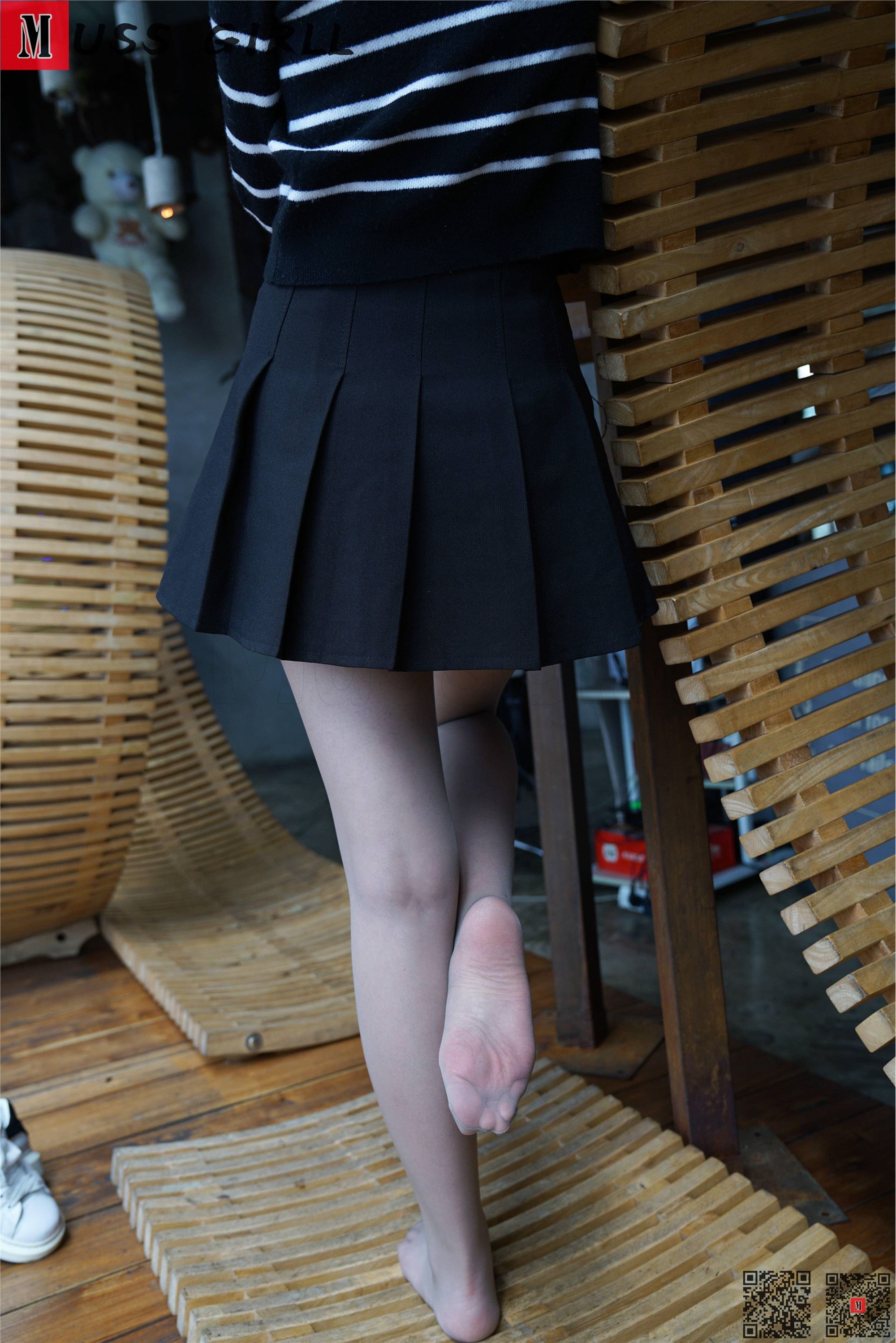 MussGirl慕丝女郎  NO.254-超短裙肉丝美女